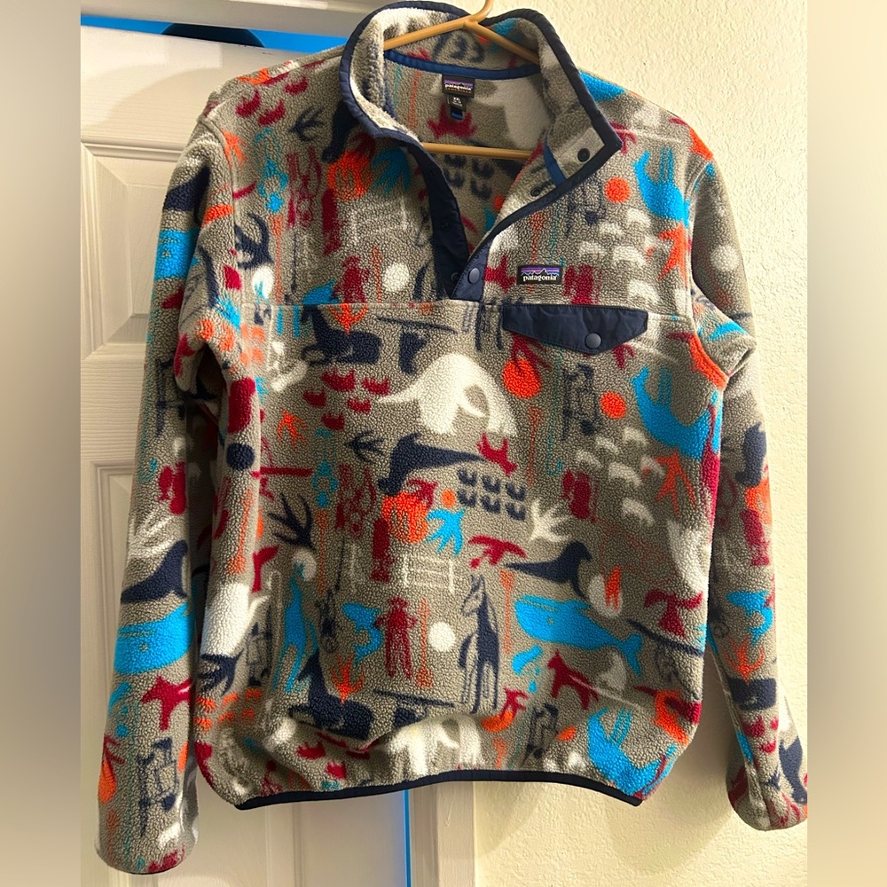 Gently worn and in great condition - Good for kids or petite adults!